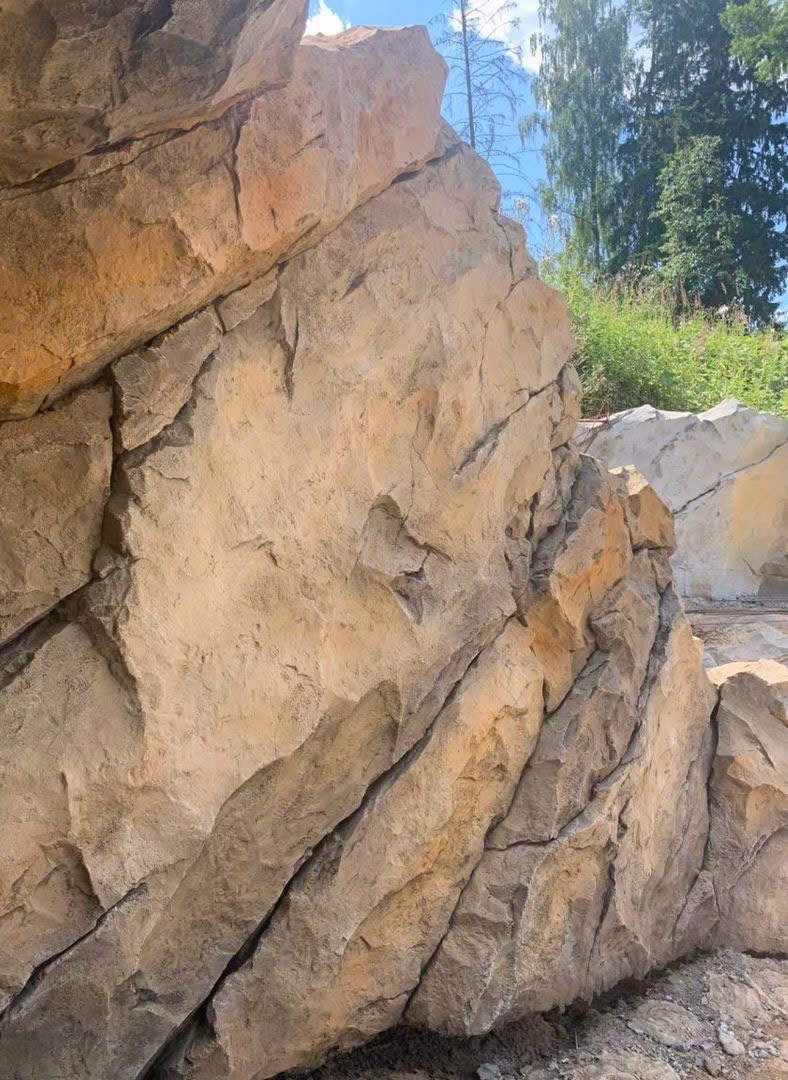 Thi công giả đá núi nhân tạo