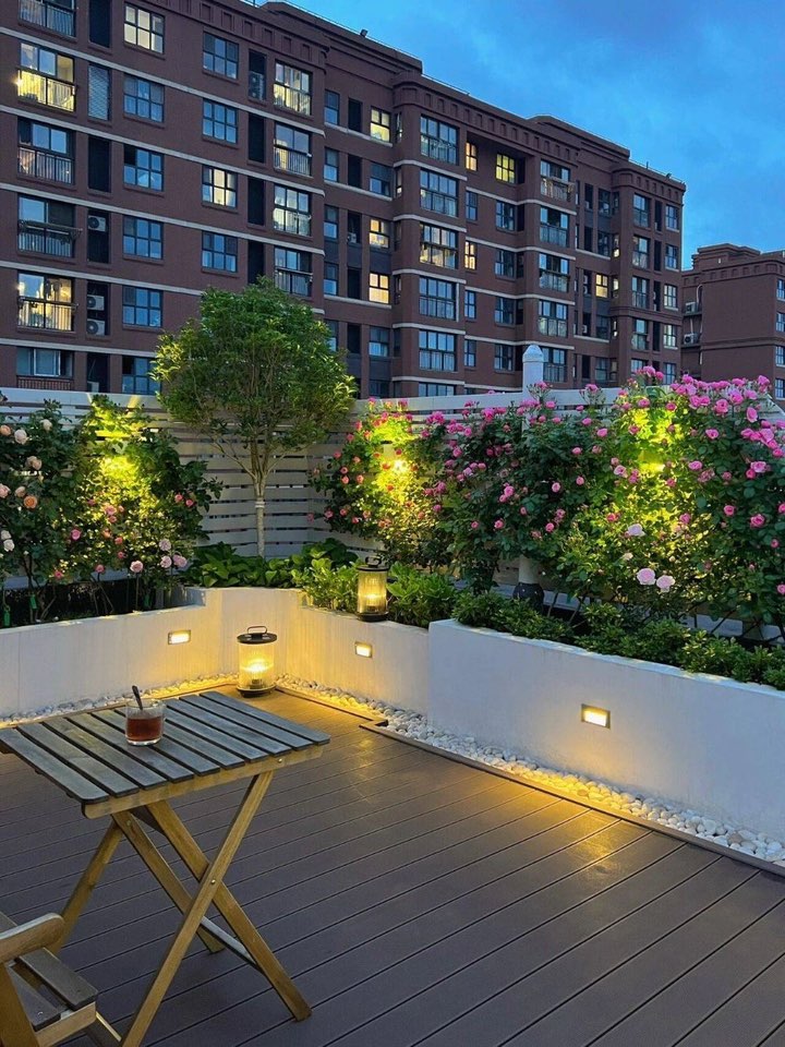 Cắt tỉa cây xanh và tạo dáng bonsai sân vườn