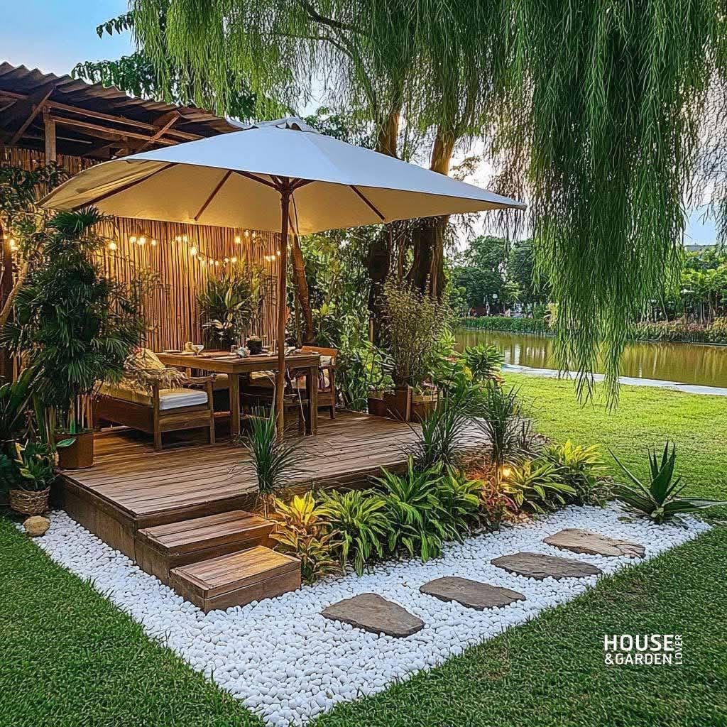 Sân vườn nhà phố hiện đại xanh mát 2025