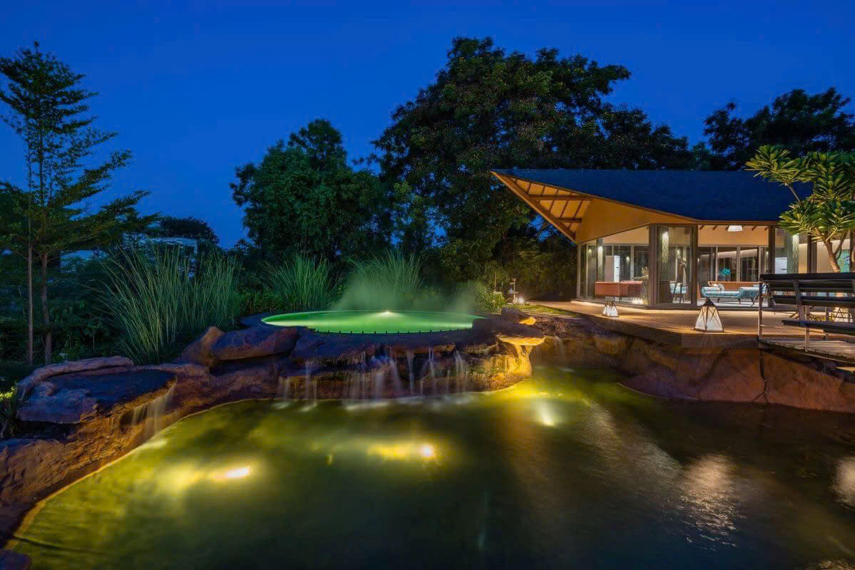 mẫu nhà vườn nghĩ dưỡng hiện đại 2 tầng