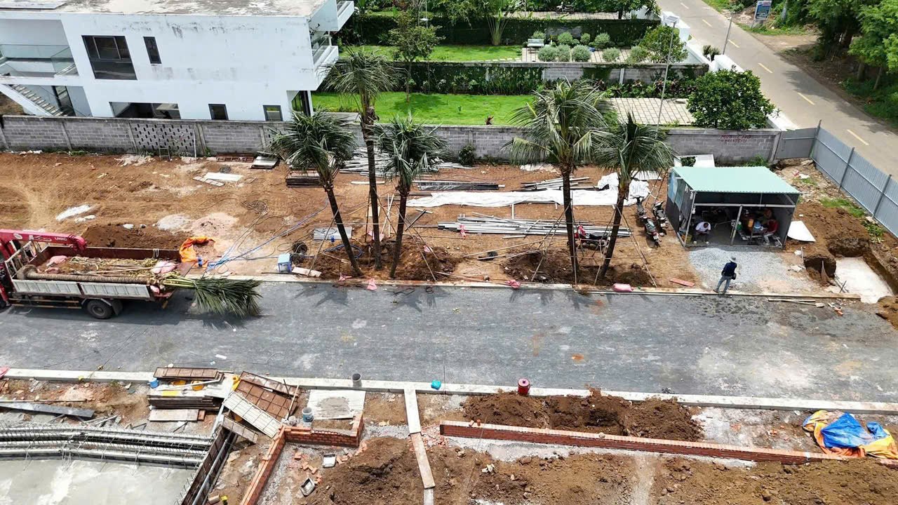 Thi công sân vườn khu công nghiệp - Vườn Nhà Xinh
