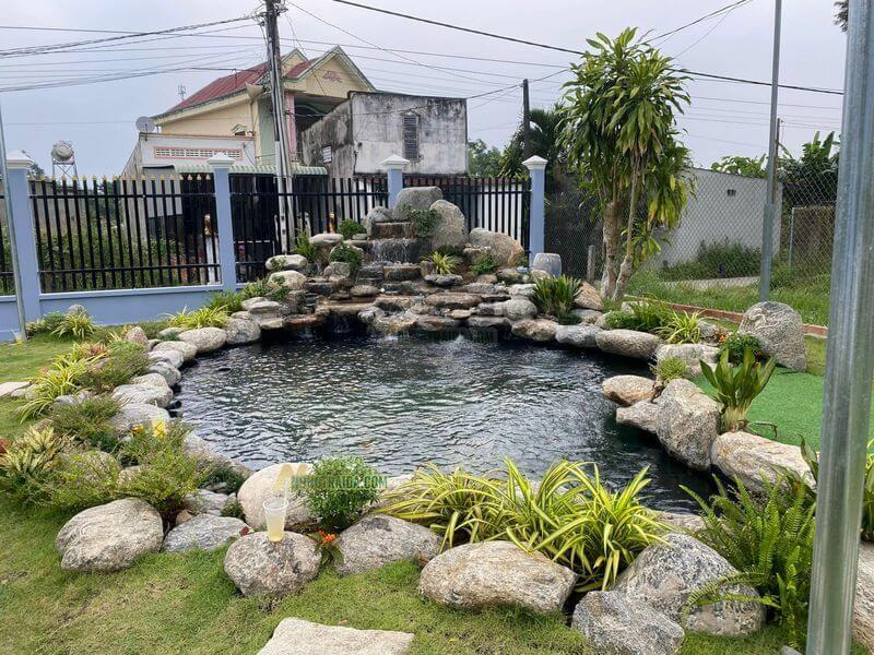 Sân vườn miền tây sông nước ao cá