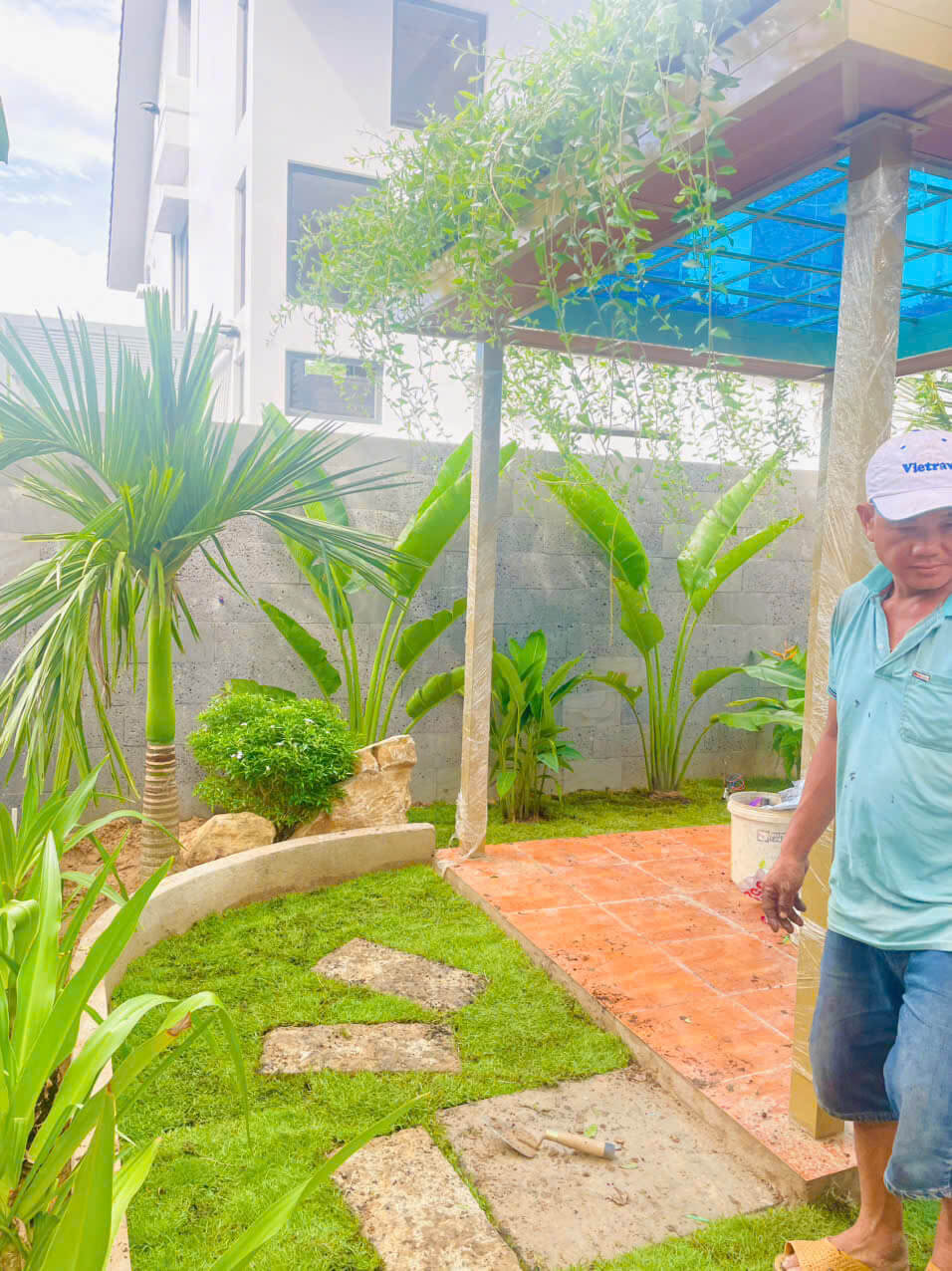 thi cong san vuon 12